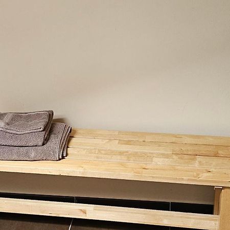 Schoene Zimmer Am Langenselbolder Dreieck A 45 A 66 Neuberg Exterior photo