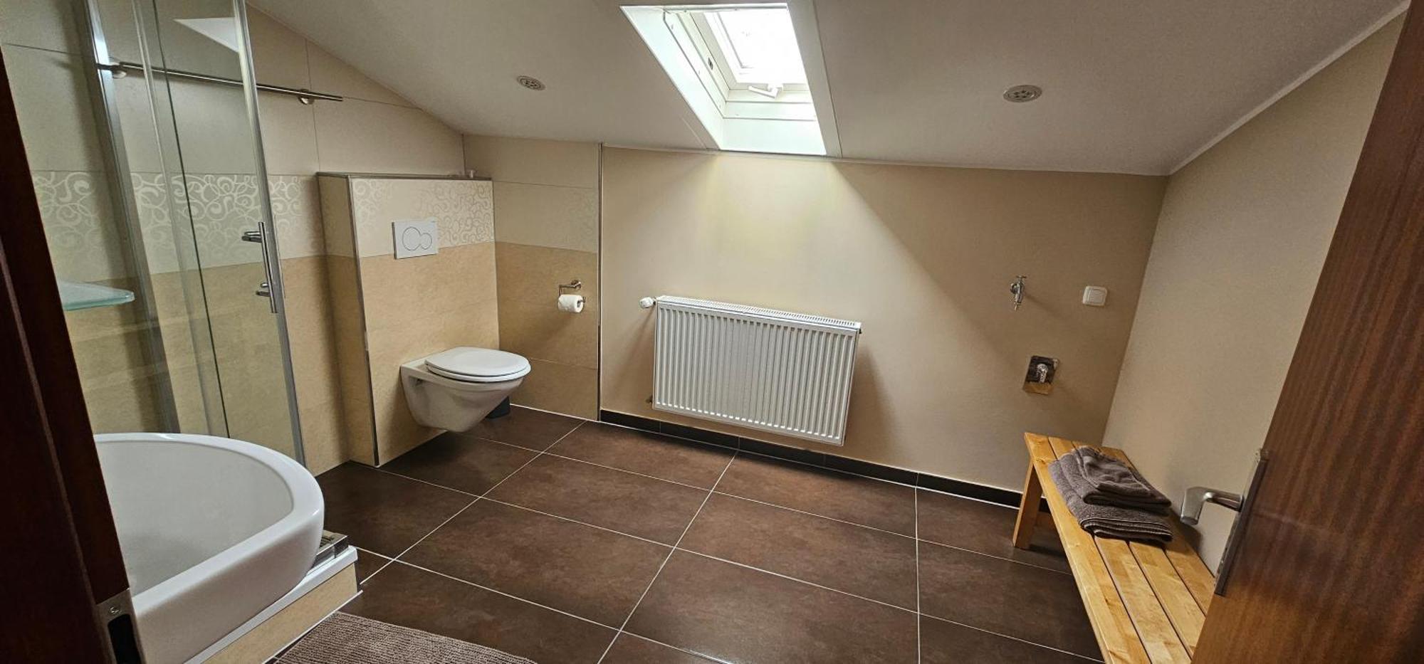 Schoene Zimmer Am Langenselbolder Dreieck A 45 A 66 Neuberg Exterior photo